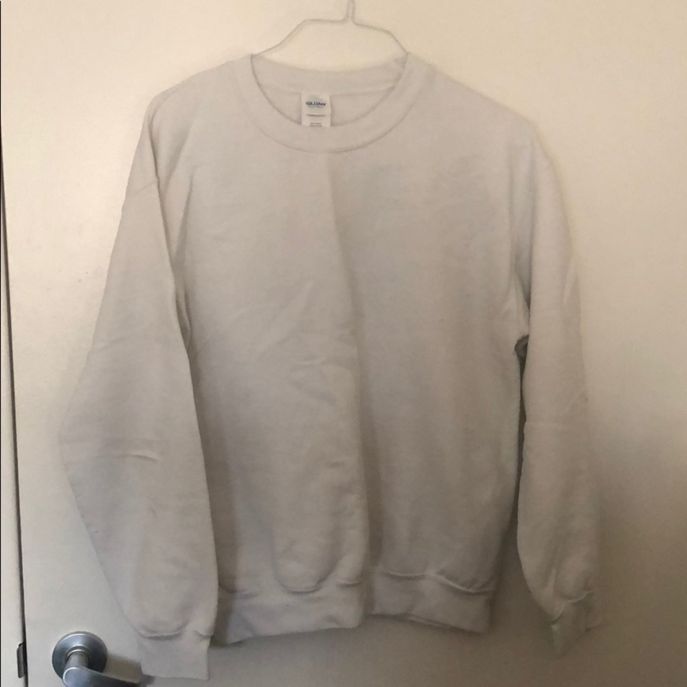 White crew neck sweater